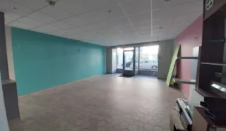  LOCAL COMMERCIAL 56 m² PONTIVY