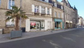  LOCAL COMMERCIAL 56 m² PONTIVY