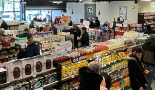  Local commercial de 952 m² avec parking privatif à Pontault Combault (77)