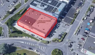  Local commercial de 1 206 m² avec 30 parkings privatifs à Cormontreuil (51)
