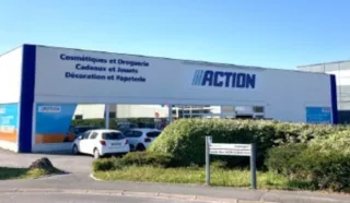  Local commercial de 1 206 m² avec 30 parkings privatifs à Cormontreuil (51)