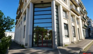  BUREAUX 646 m² BREST