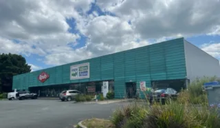  LOCAL COMMERCIAL 482 M² LANNION