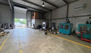  LOCAL D'ACTIVITES SAINT-JACQUES-DE-LA-LANDE 710 m²