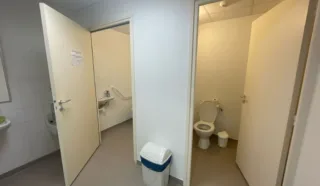  A  VENDRE BUREAUX 170 m² PLOUFRAGAN