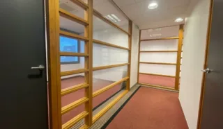  A  VENDRE BUREAUX 170 m² PLOUFRAGAN