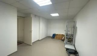  A  VENDRE BUREAUX 170 m² PLOUFRAGAN