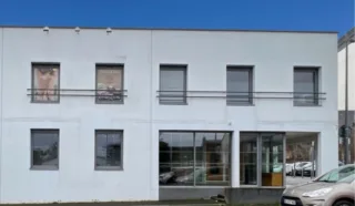  A  VENDRE BUREAUX 170 m² PLOUFRAGAN