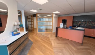  A  VENDRE BUREAUX 170 m² PLOUFRAGAN