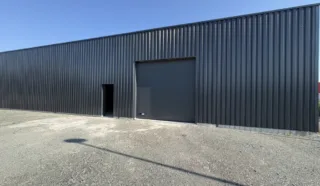  LOCAL D'ACTIVITES 240 m² PLOUIGNEAU