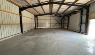  LOCAL D'ACTIVITES 240 m² PLOUIGNEAU