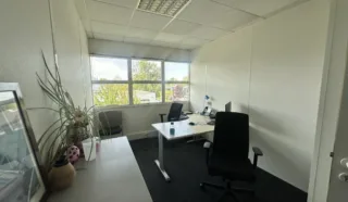  BUREAUX 300 m² CESSON-SEVIGNE