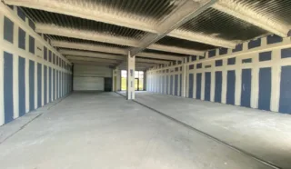  BUREAUX 409 m² LANDIVISIAU