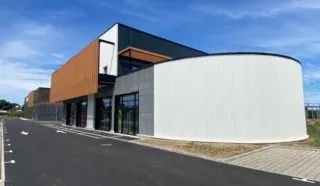  BUREAUX 409 m² LANDIVISIAU