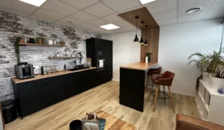  BUREAUX 202 M² CARQUEFOU