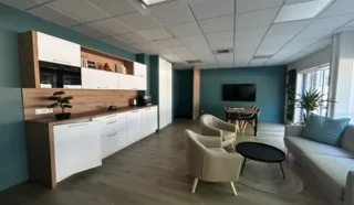  BUREAUX 75 M² CARQUEFOU