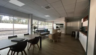  BUREAUX 75 M² CARQUEFOU