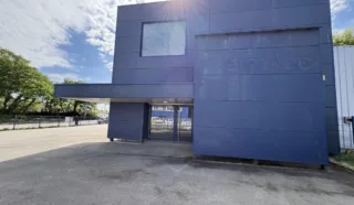  LOCAUX D'ACTIVITES / BUREAUX 340 m² GOUESNOU