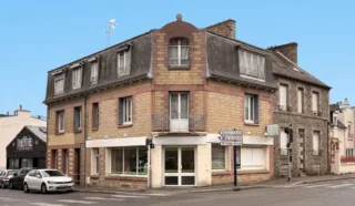  BUREAUX, LOCAL COMMERCIAL