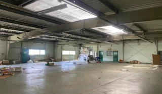  BATIMENT INDUSTRIEL 1428 m² PROXIMITE DINAN