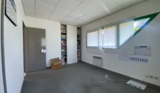  BATIMENT INDUSTRIEL 1428 m² PROXIMITE DINAN