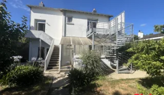 Immeuble 7 pièce(s)