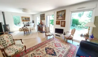 Maison 6 pièce(s)