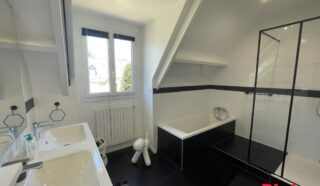Maison 6 pièce(s)