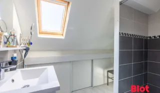 Maison 6 pièce(s)