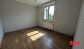 Maison 4 pièce(s)
