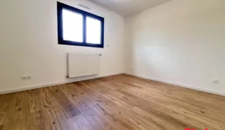 Maison 6 pièce(s)