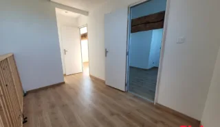 Maison 4 pièce(s)