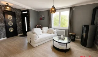 Maison 4 pièce(s)