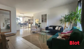Maison 4 pièce(s)