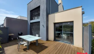 Maison 6 pièce(s)