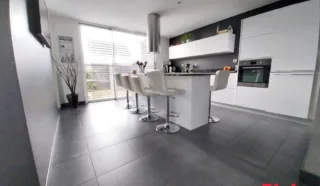 Maison 6 pièce(s)