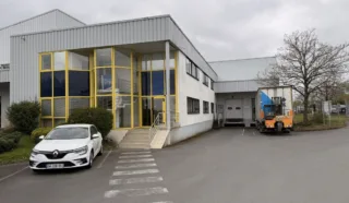  EN CO-EXCLUSIVITE LOCAL D'ACTIVITES VEZIN-LE-COQUET 8 000 m²