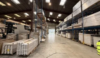  EN CO-EXCLUSIVITE LOCAL D'ACTIVITES VEZIN-LE-COQUET 8 000 m²