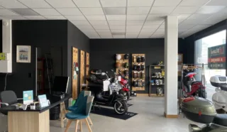  LOCAUX COMMERCIAUX SAINT-MALO 74 m²