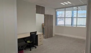  BUREAUX 120 m² GUIPAVAS