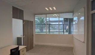  BUREAUX 120 m² GUIPAVAS