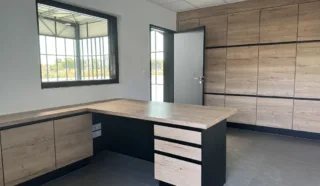 LOCAL COMMERCIAL PLOEREN 474 m²