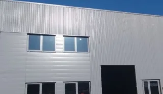  LOCAL D'ACTIVITES MINIAC-MORVAN 300 m²