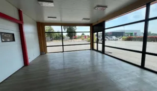  LOCAL D'ACTIVITES TREFFENDEL 342 m²