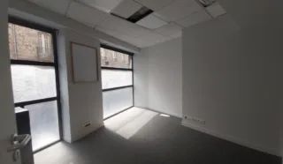  PLATEAU DE BUREAUX DINAN CENTRE-VILLE 107 m²