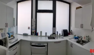  BUREAUX LOCAUX COMMERCIAUX 121 M² VERTOU