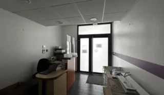  BUREAUX LOCAUX COMMERCIAUX 121 M² VERTOU