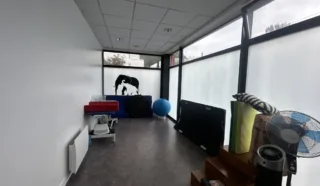  BUREAUX LOCAUX COMMERCIAUX 156 M² NANTES