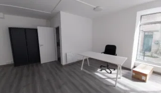 LOCAL COMMERCIAL 54 m² PONTIVY