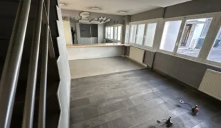  LOCAL COMMERCIAL 125 m² LORIENT